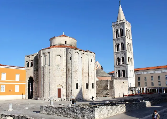 With A Parking Space - 12203 דירה *