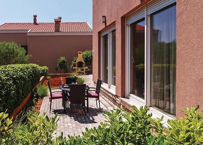 דירה With A Parking Space - 12203 *